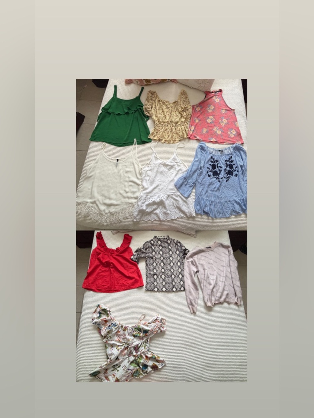 Women’s top bundle. Size Large